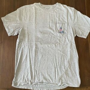 Vineyard Vibes Gray sailboat American flag T-Shirt with Pocket